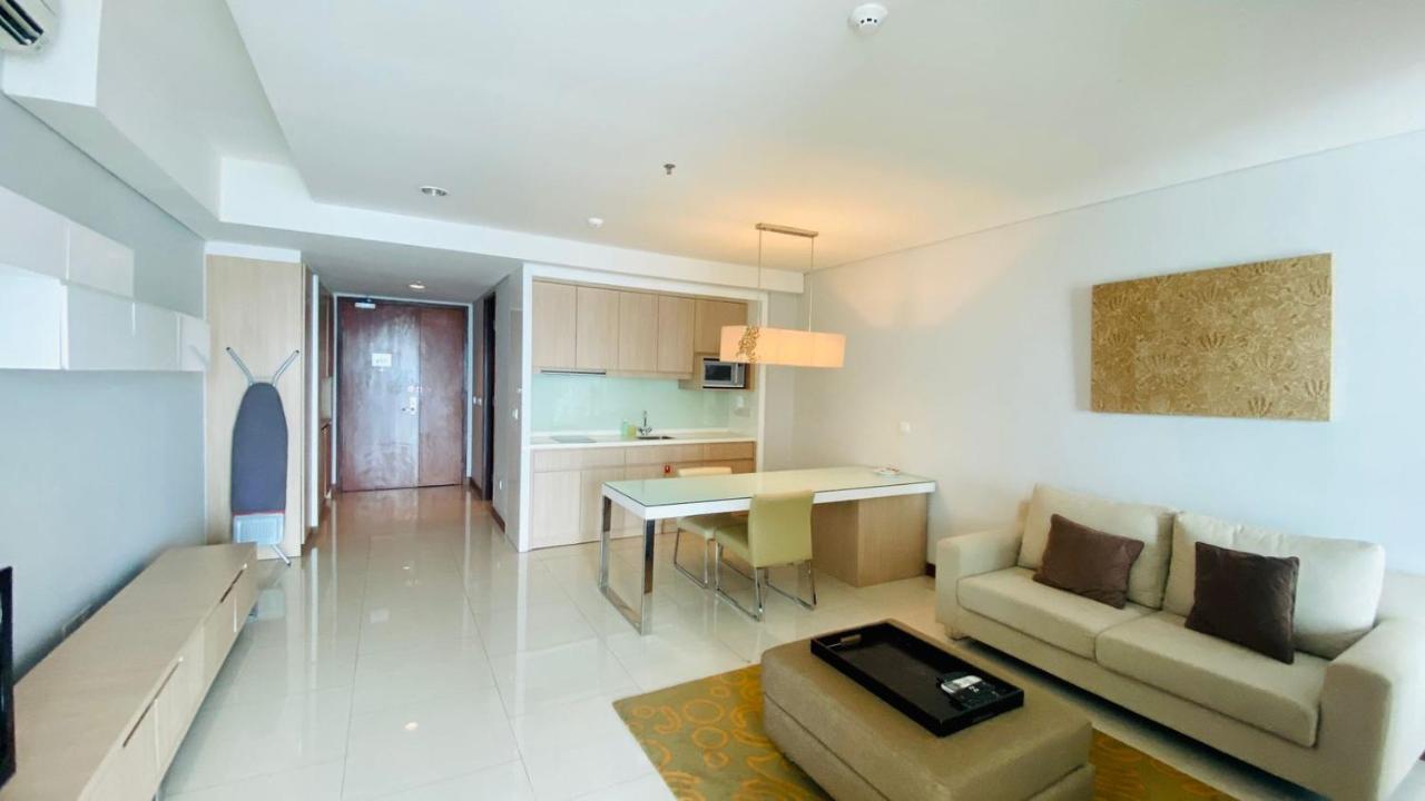 The H Tower Rasuna Suites Kuningan Jakarta By Villaloka Exterior foto