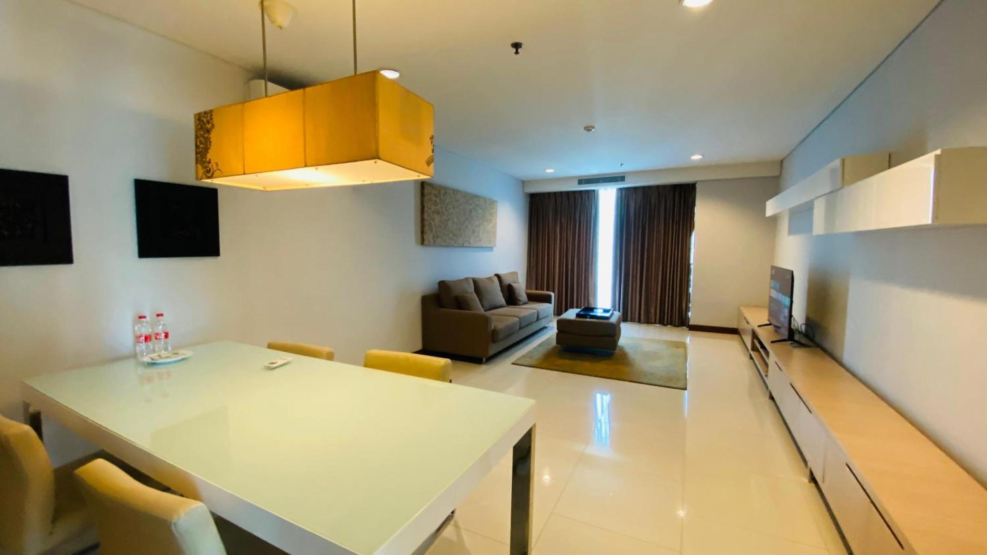 The H Tower Rasuna Suites Kuningan Jakarta By Villaloka Exterior foto