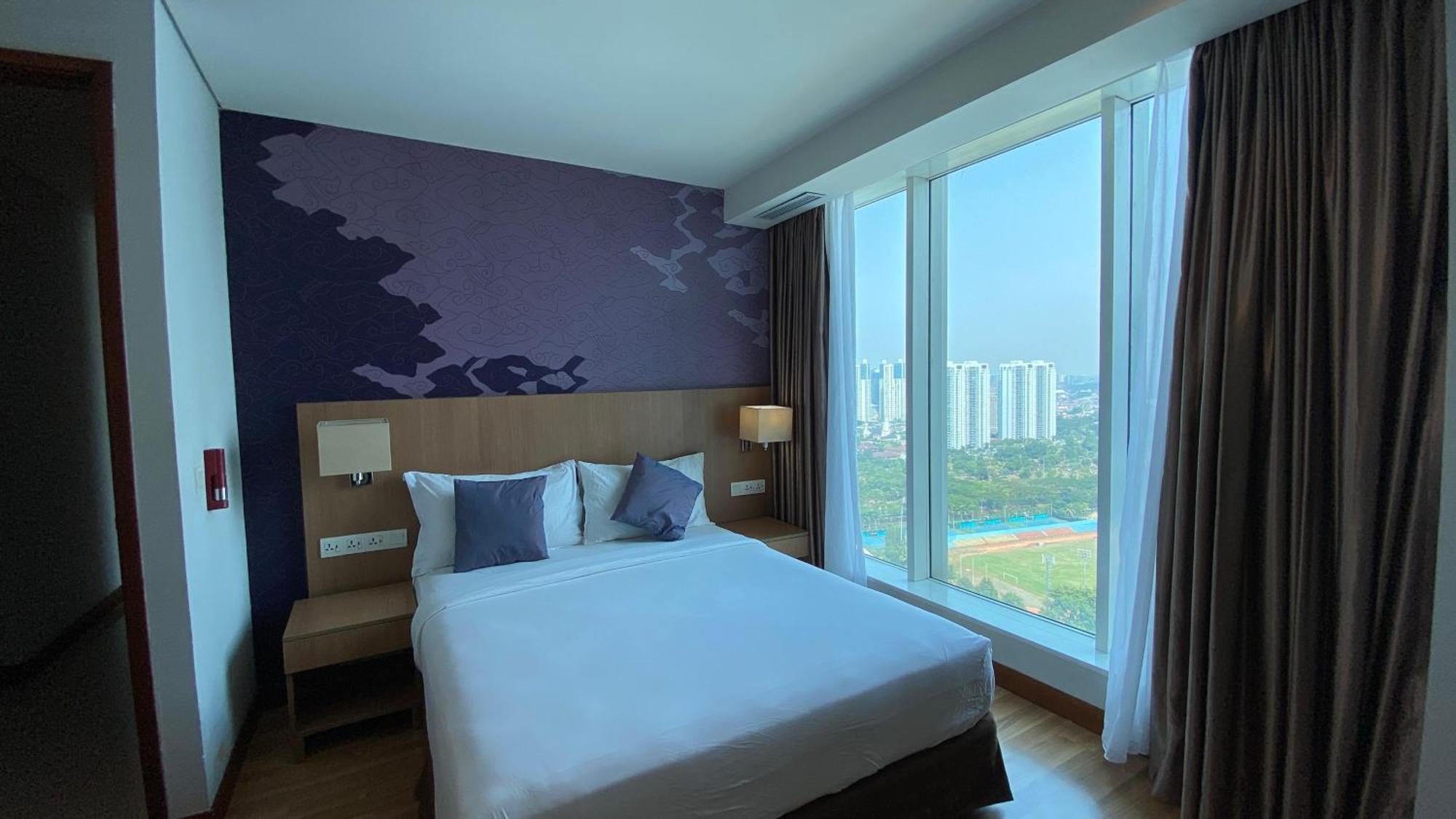 The H Tower Rasuna Suites Kuningan Jakarta By Villaloka Exterior foto